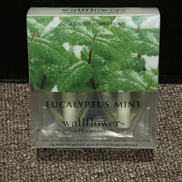 Wallflowers “Eucalyptus Mint” Fragrance Refill Bulbs - Picture 1 of 2